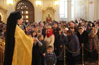   &raquo; Click to zoom ->