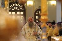   &raquo; Click to zoom ->