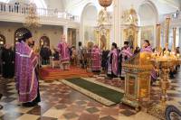   &raquo; Click to zoom ->