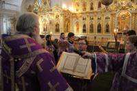   &raquo; Click to zoom ->