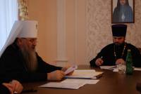   &raquo; Click to zoom ->