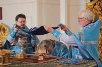   &raquo; Click to zoom ->