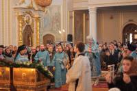   &raquo; Click to zoom ->