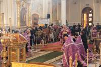   &raquo; Click to zoom ->