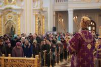   &raquo; Click to zoom ->