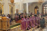   &raquo; Click to zoom ->