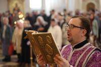   &raquo; Click to zoom ->