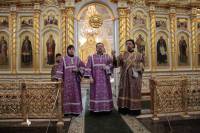   &raquo; Click to zoom ->