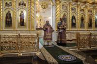   &raquo; Click to zoom ->