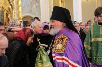   &raquo; Click to zoom ->