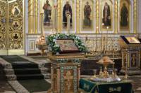   &raquo; Click to zoom ->