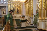   &raquo; Click to zoom ->