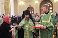   &raquo; Click to zoom ->