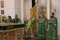   &raquo; Click to zoom ->