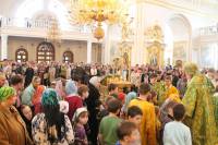   &raquo; Click to zoom ->