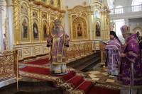   &raquo; Click to zoom ->