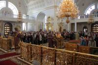   &raquo; Click to zoom ->