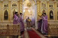   &raquo; Click to zoom ->