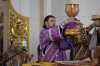   &raquo; Click to zoom ->