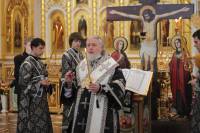   &raquo; Click to zoom ->