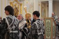   &raquo; Click to zoom ->