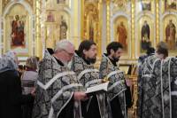   &raquo; Click to zoom ->