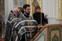   &raquo; Click to zoom ->