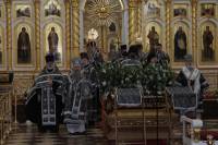   &raquo; Click to zoom ->