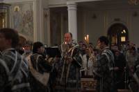   &raquo; Click to zoom ->