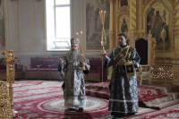   &raquo; Click to zoom ->