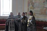   &raquo; Click to zoom ->