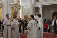   &raquo; Click to zoom ->