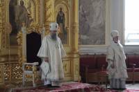   &raquo; Click to zoom ->