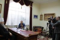   &raquo; Click to zoom ->