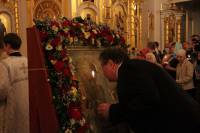   &raquo; Click to zoom ->