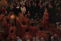   &raquo; Click to zoom ->