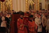   &raquo; Click to zoom ->