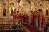   &raquo; Click to zoom ->