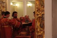   &raquo; Click to zoom ->