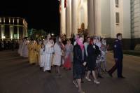   &raquo; Click to zoom ->