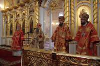   &raquo; Click to zoom ->