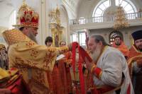   &raquo; Click to zoom ->