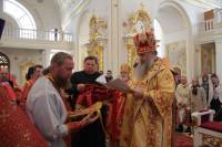   &raquo; Click to zoom ->