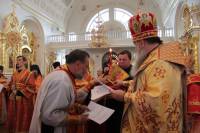   &raquo; Click to zoom ->