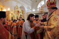   &raquo; Click to zoom ->