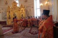   &raquo; Click to zoom ->