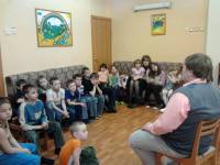   &raquo; Click to zoom ->