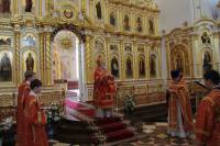   &raquo; Click to zoom ->