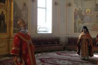   &raquo; Click to zoom ->