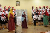   &raquo; Click to zoom ->